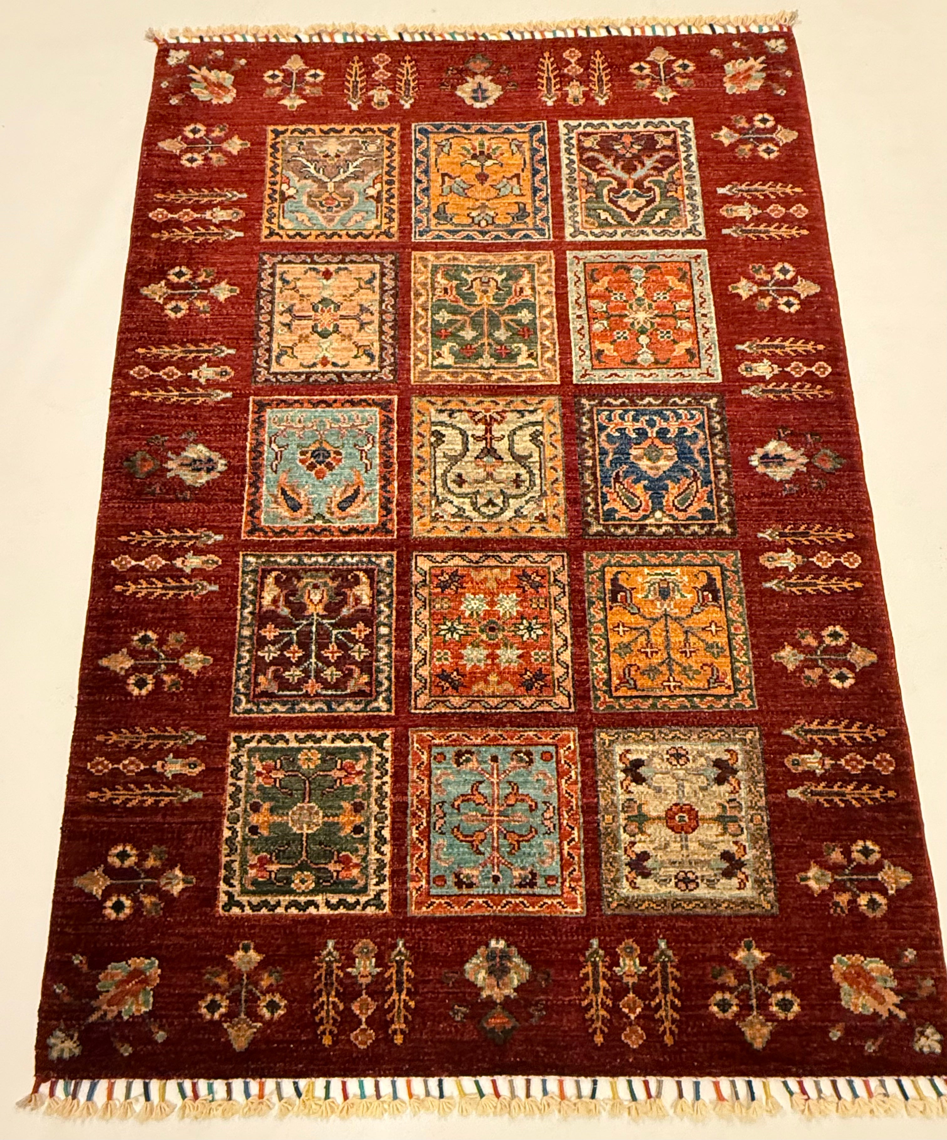 Bakhtiar Gabbeh 105 x 150 CM